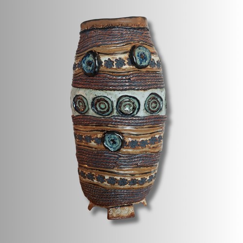 Click to view detail for SL-380 Vessel, Stoneware Ropes, Ropes, Tack, Conchos $645